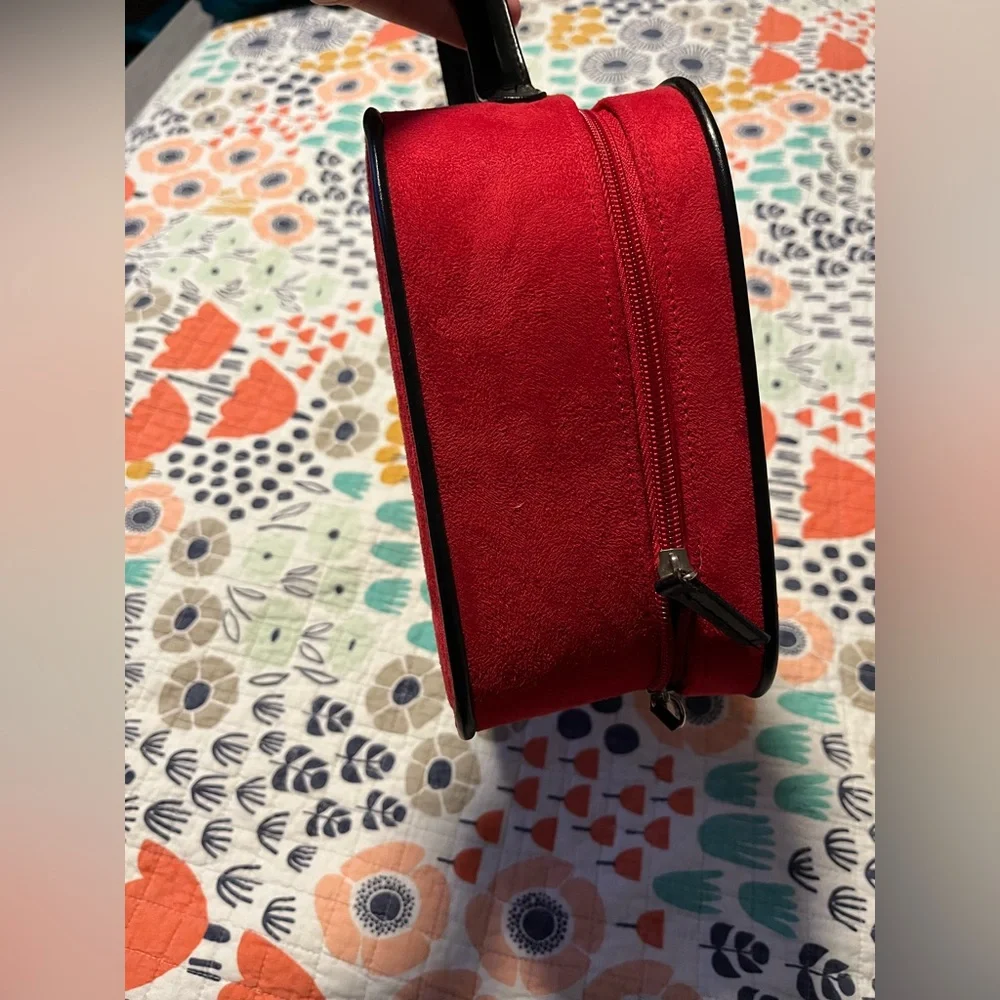 Frederick’s‎ of Hollywood Vintage Red Velvet Cosmetic Case - Rare & Elegant